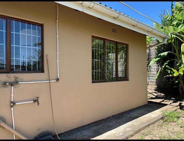 6 BEDROOM HOUSE FOR SALE IN MTHATHA CENTRAL